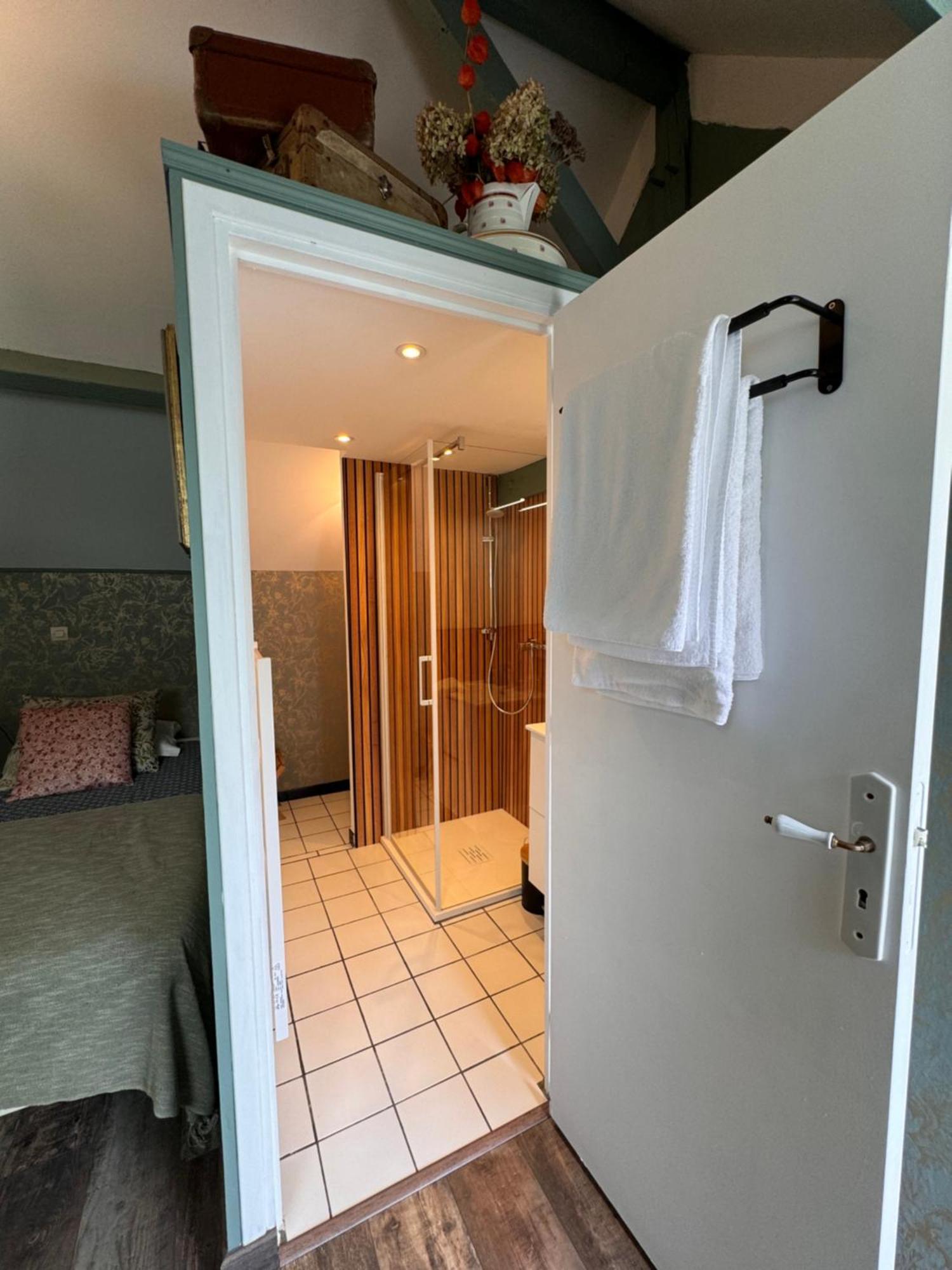 La Niche Hotel Richebourg  Luaran gambar